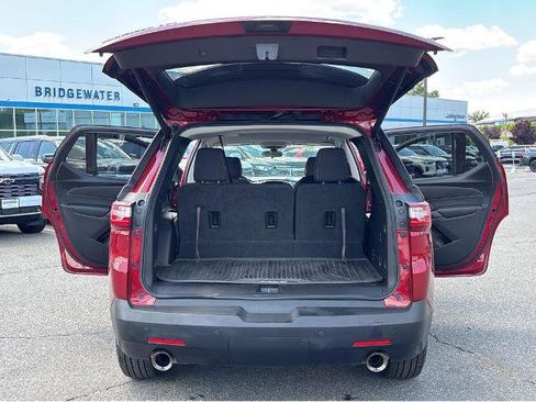 Used 2019 Chevrolet Traverse LT w/ LPO, Black Accent Package AWD/4WD image 20