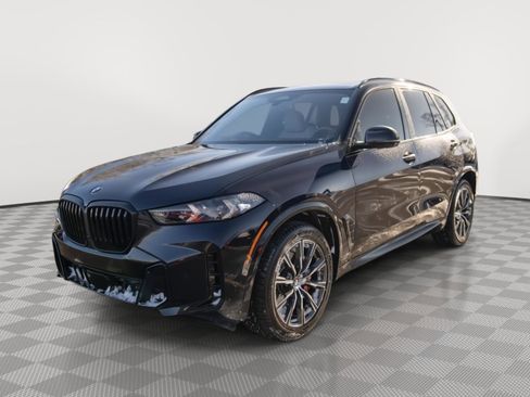 Used 2024 BMW X5 xDrive40i w/ M Sport Package image 21