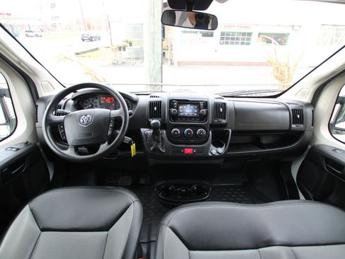 Used 2017 RAM ProMaster 2500 w/ Interior Convenience Group image 13