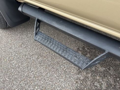 Used 2018 Toyota Tacoma SR5 image 11