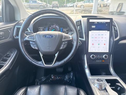 Used 2022 Ford Edge Titanium AWD/4WD image 13