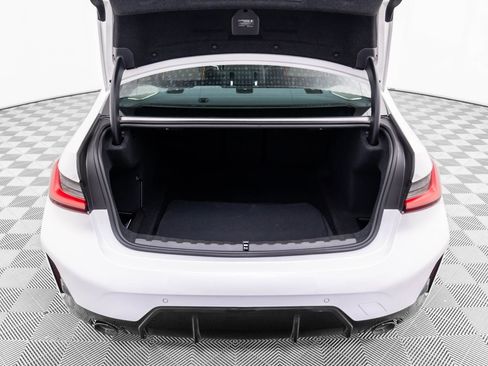 New 2026 BMW 330i xDrive 330i xDrive w/ M Sport Package image 27