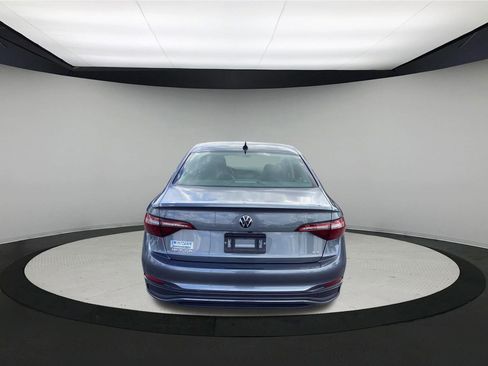 Used 2024 Volkswagen Jetta SE image 7