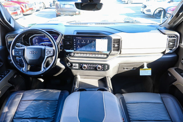 Used 2024 Chevrolet Silverado 2500 ZR2 AWD/4WD image 13