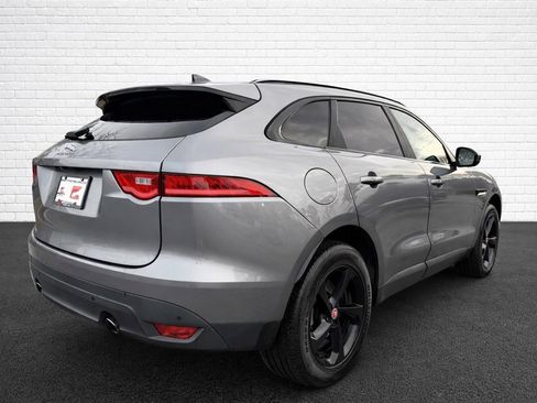 Used 2020 Jaguar F-PACE Premium image 4
