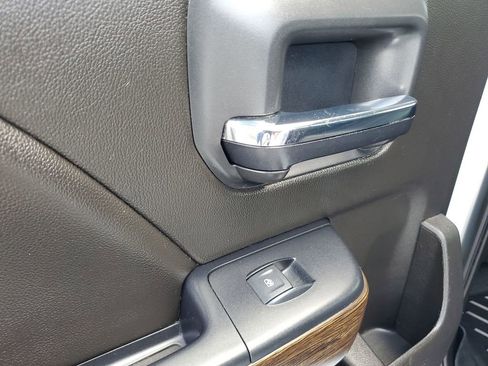 Used 2017 GMC Sierra 3500 Denali w/ Duramax Plus Package image 47