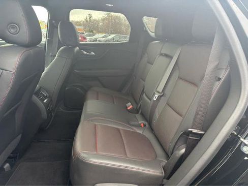 Used 2022 Chevrolet Blazer RS w/ Enhanced Convenience Package image 24