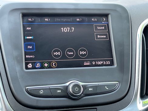 Used 2020 Chevrolet Equinox LT FWD image 14