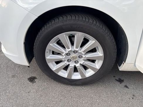 Used 2012 Toyota Sienna XLE w/ XLE Navigation Pkg AWD/4WD image 27