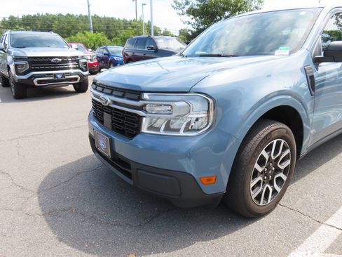 Used 2024 Ford Maverick Lariat FWD image 9