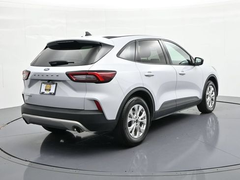 Certified 2025 Ford Escape Active FWD image 6