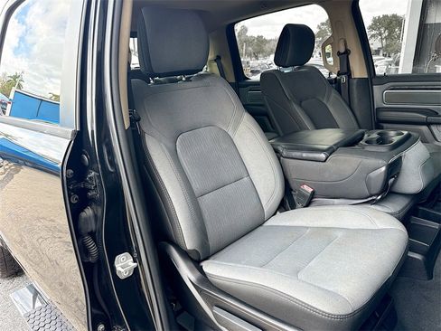 Used 2019 RAM 1500 Big Horn image 31