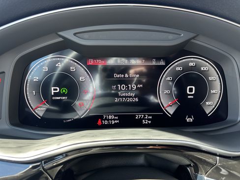 Used 2025 Audi Q7 2.0T Premium w/ Convenience Package image 16