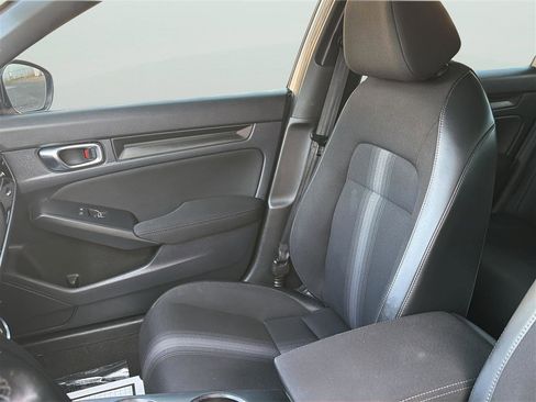 Used 2022 Honda Civic Sport image 14