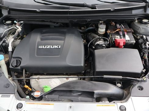 Used 2011 Suzuki Kizashi SE AWD/4WD image 38