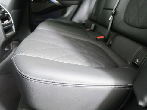 Used 2025 BMW X6 xDrive40i image 14