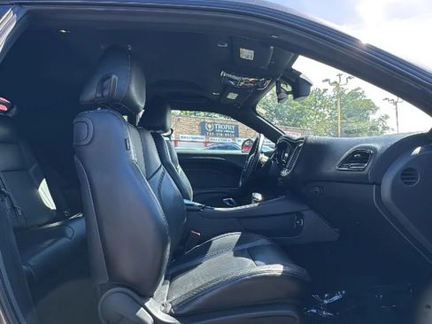 Used 2018 Dodge Challenger GT w/ Driver Convenience Group AWD/4WD image 21