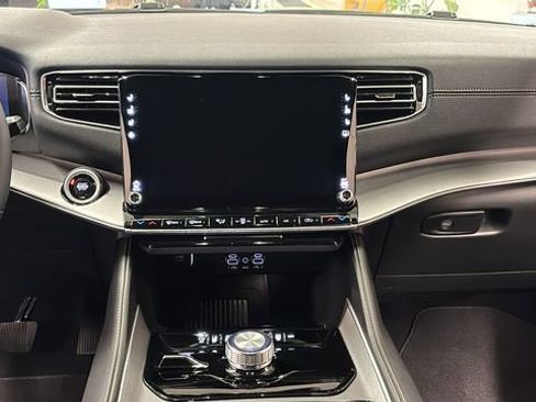 New 2026 Jeep Grand Wagoneer 4WD image 7