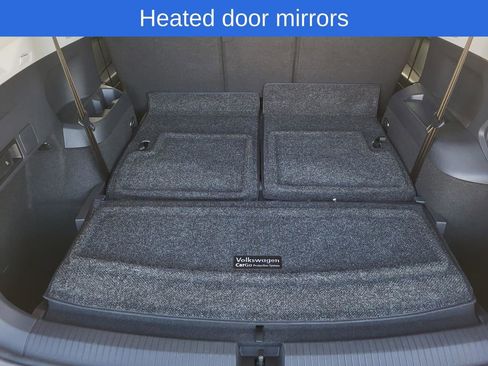 Used 2021 Volkswagen Tiguan SE w/ Panoramic Sunroof Package image 12