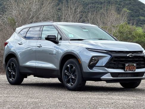 New 2026 Chevrolet Blazer LT w/ Midnight/Sport Edition FWD image 2