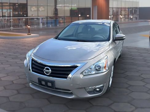 Used 2013 Nissan Altima 2.5 SV w/ 2.5SV Convenience Pkg FWD image 19