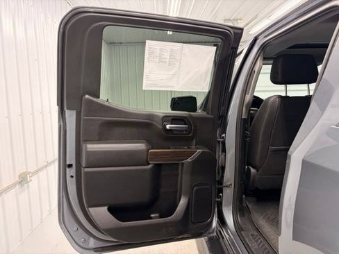 Used 2020 Chevrolet Silverado 1500 LT w/ True North Edition AWD/4WD image 12