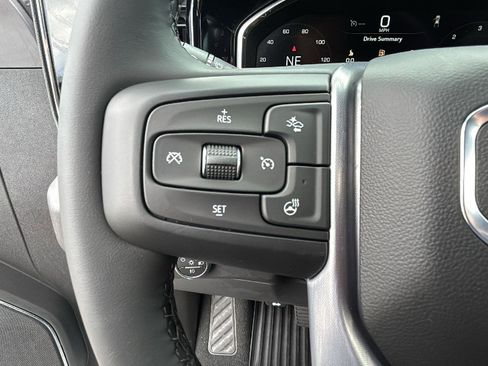 New 2026 GMC Sierra 1500 Elevation image 18