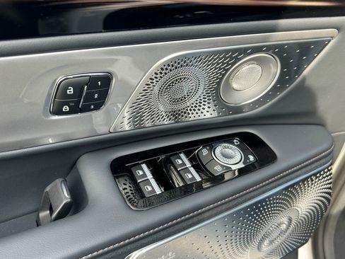 New 2026 Lincoln Nautilus Reserve image 24