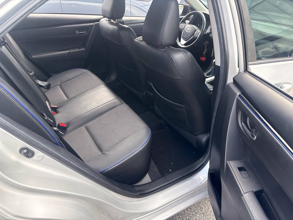 Used 2019 Toyota Corolla SE FWD image 19