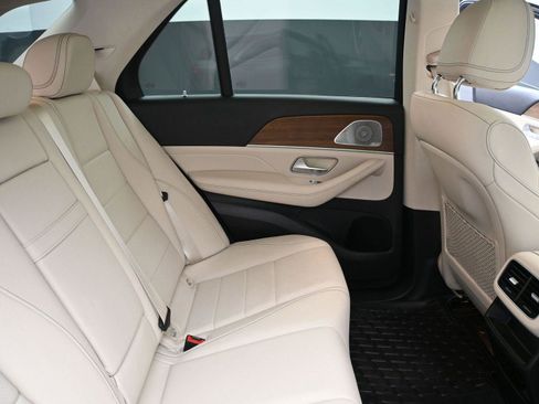 Used 2022 Mercedes-Benz GLE 350 4MATIC image 22