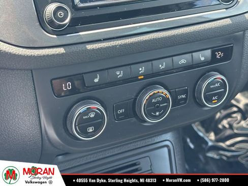 Used 2016 Volkswagen Tiguan SEL FWD image 30