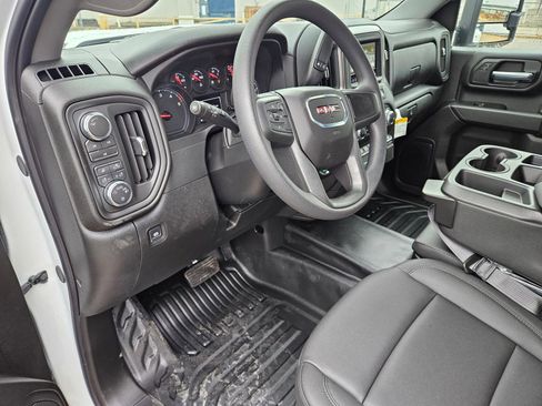 New 2026 GMC Sierra 3500 Pro w/ 1SA Pro Safety Plus Package image 10