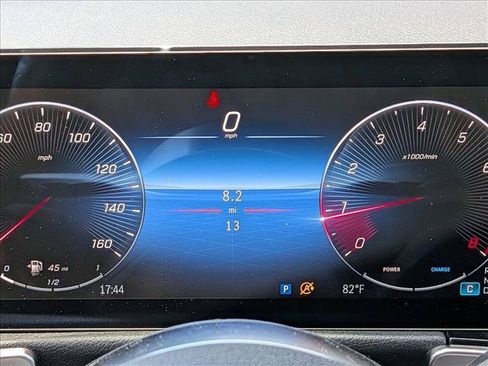 New 2026 Mercedes-Benz GLB 250 4MATIC image 11
