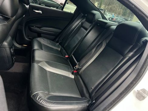 Used 2017 Dodge Charger SXT w/ Premium Group image 20