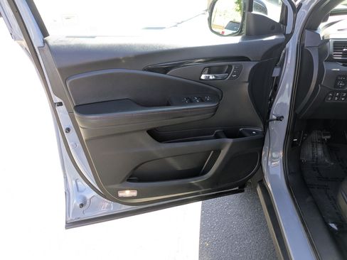 Used 2022 Honda Ridgeline Black Edition image 14