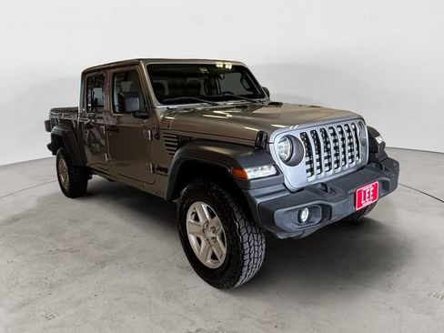 Used 2020 Jeep Gladiator Sport w/ Quick Order Package 24S AWD/4WD image 8