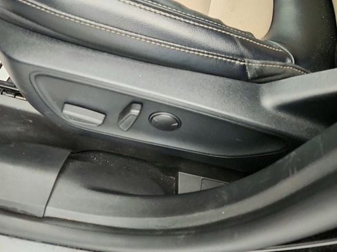 Used 2021 Ford Escape Titanium w/ Titanium Elite Package image 11