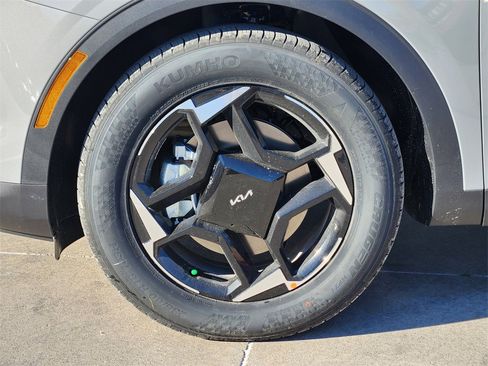 New 2026 Kia Sportage EX image 7