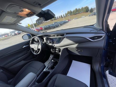 Used 2022 Buick Encore GX Select image 10