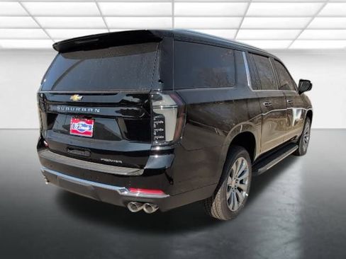 New 2026 Chevrolet Suburban Premier RWD image 37