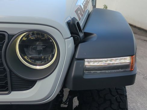 New 2026 Jeep Wrangler Unlimited Rubicon w/ Safety Group image 10