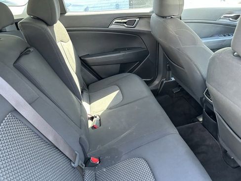 Used 2023 Kia Sportage LX image 22