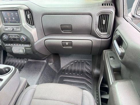 Certified 2025 Chevrolet Silverado 1500 W/T RWD image 29