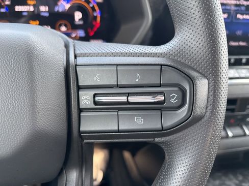 Used 2024 Chevrolet Colorado Trail Boss w/ Advanced Trailering Package AWD/4WD image 20