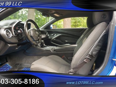 Used 2017 Chevrolet Camaro LT w/ Technology Package image 2