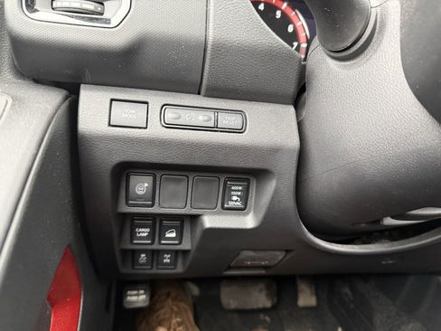 Used 2022 Nissan Frontier PRO-4X image 10