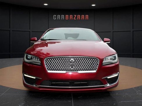 Used 2017 Lincoln MKZ Reserve image 1