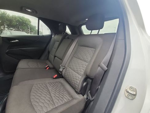 Used 2020 Chevrolet Equinox LT FWD image 12