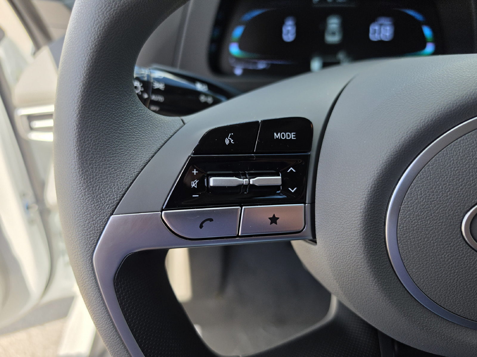 New 2026 Hyundai Elantra SE FWD image 28