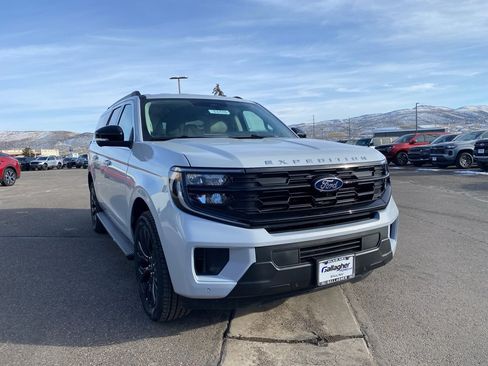 New 2026 Ford Expedition Max Active image 18